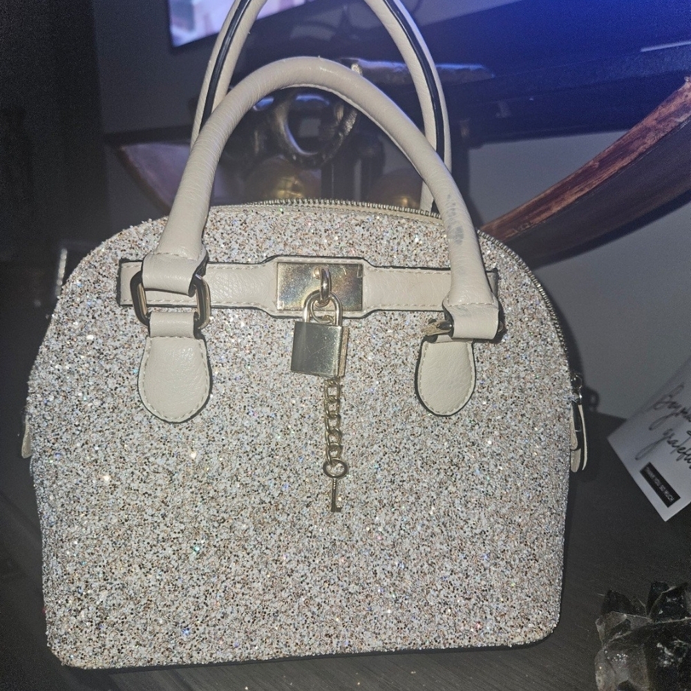 Sparkling Cream Handbag
